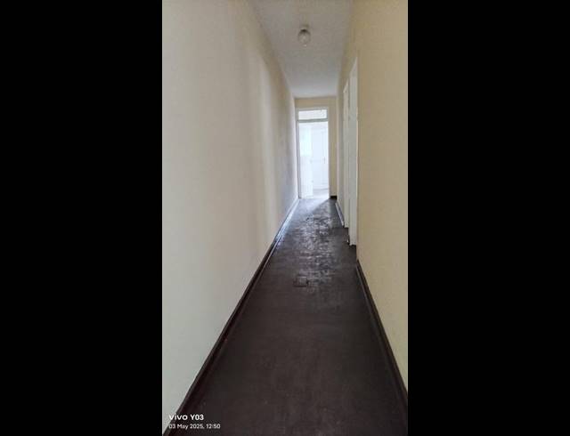 2 BEDROOM APARTMENT FOR SALE IN JOHANNESBURG CENTRAL